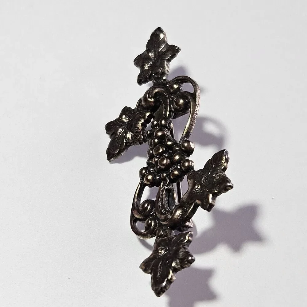 Brass Colored Grape Vine Vintage Brooch
